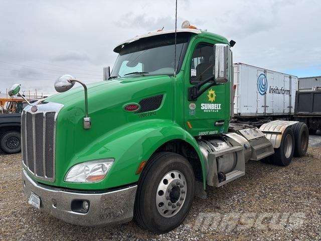 Peterbilt 579 中古トラクターヘッド | トレーラーヘッド