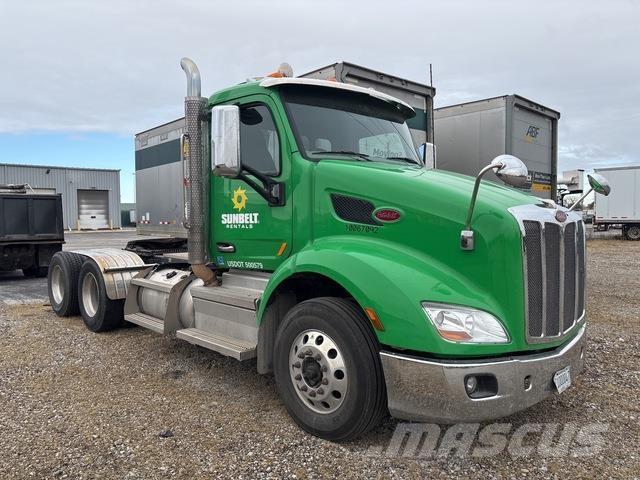 Peterbilt 579 中古トラクターヘッド | トレーラーヘッド