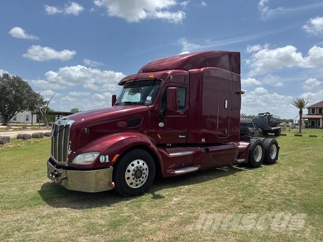 Peterbilt 579 中古トラクターヘッド | トレーラーヘッド