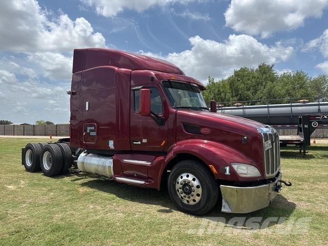 Peterbilt 579 中古トラクターヘッド | トレーラーヘッド