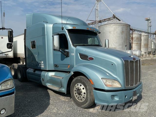 Peterbilt 579 中古トラクターヘッド | トレーラーヘッド