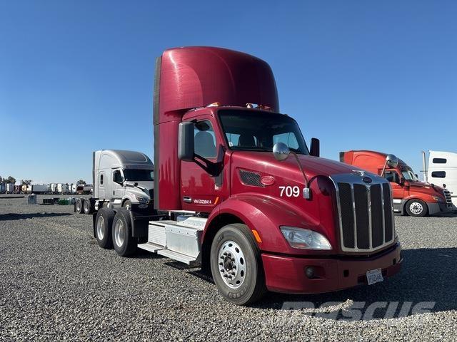 Peterbilt 579 中古トラクターヘッド | トレーラーヘッド