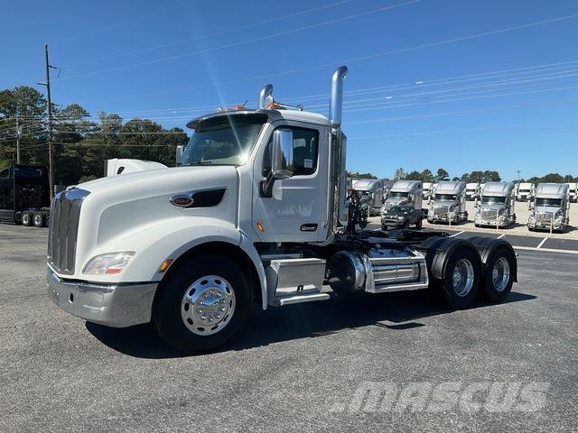 Peterbilt 579 中古トラクターヘッド | トレーラーヘッド