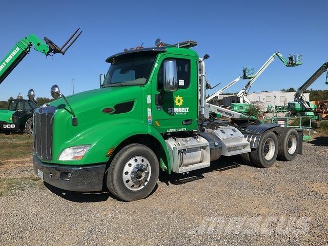 Peterbilt 579 中古トラクターヘッド | トレーラーヘッド