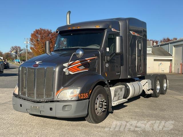 Peterbilt 579 中古トラクターヘッド | トレーラーヘッド