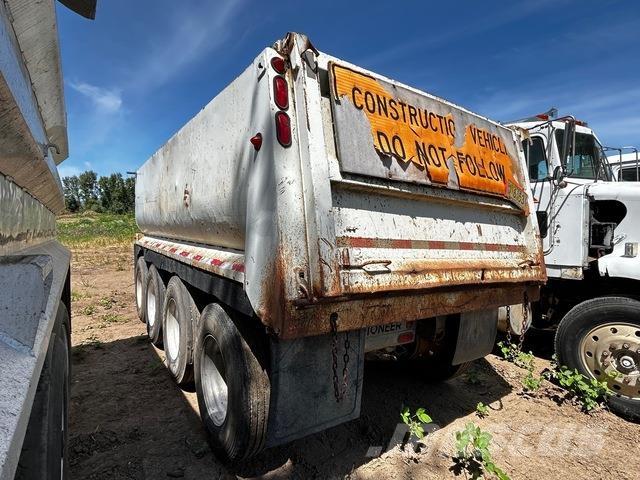 Pioneer  ダンプトレーラー