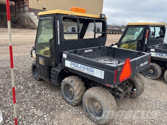 Polaris UTV ユーティリティー機械