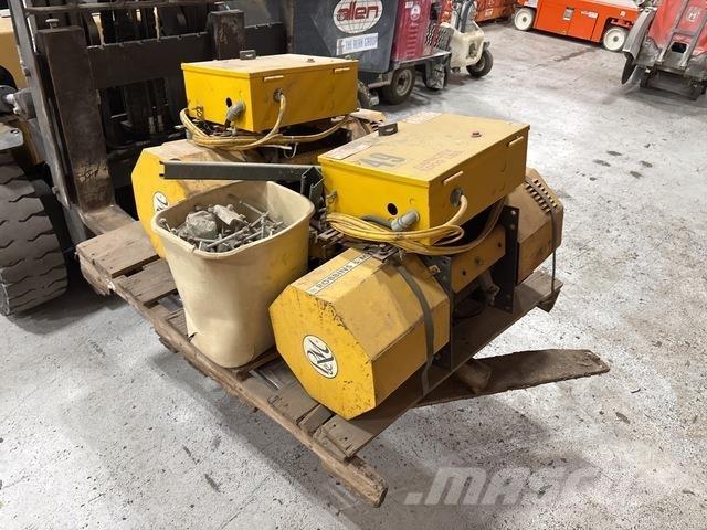  R & M 1 Ton 建設用ホイスト
