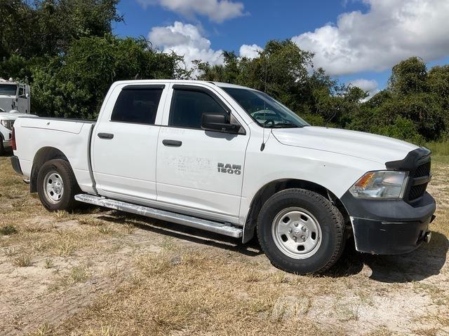 RAM 1500 ピックアップ／ドロップサイド