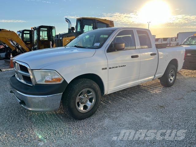 RAM 1500 ピックアップ／ドロップサイド