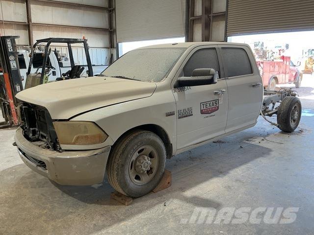 RAM 2500 キャビン及び内装