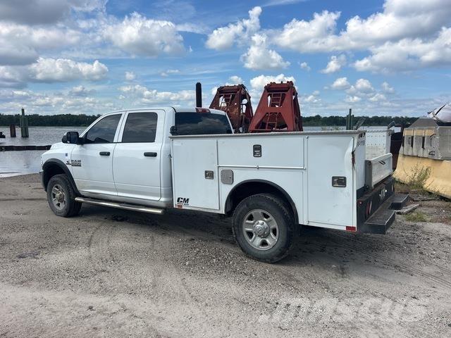 RAM 2500 ピックアップ／ドロップサイド