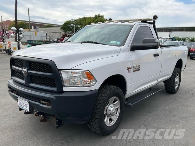 RAM 2500 ピックアップ／ドロップサイド