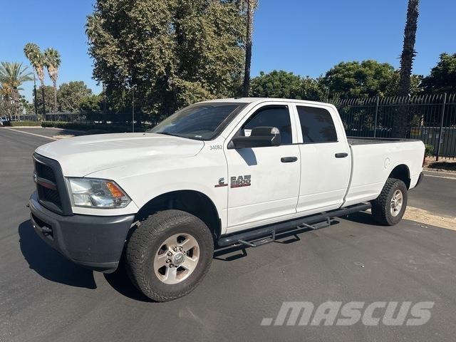 RAM 2500 ピックアップ／ドロップサイド