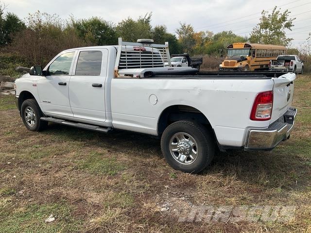 RAM 2500 ピックアップ／ドロップサイド