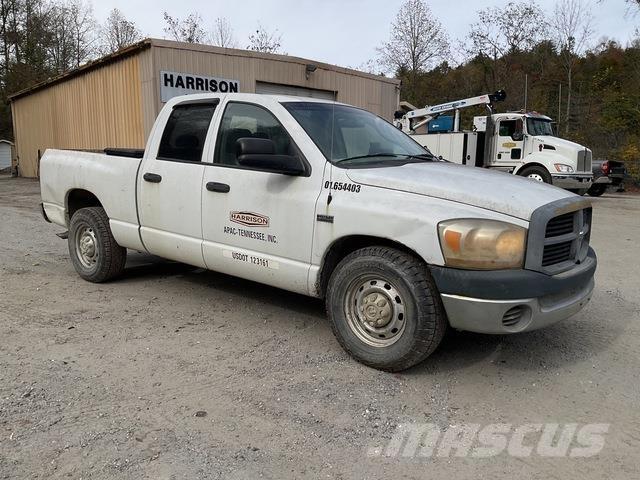 RAM 2500 ピックアップ／ドロップサイド