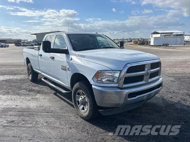 RAM 2500 ピックアップ／ドロップサイド