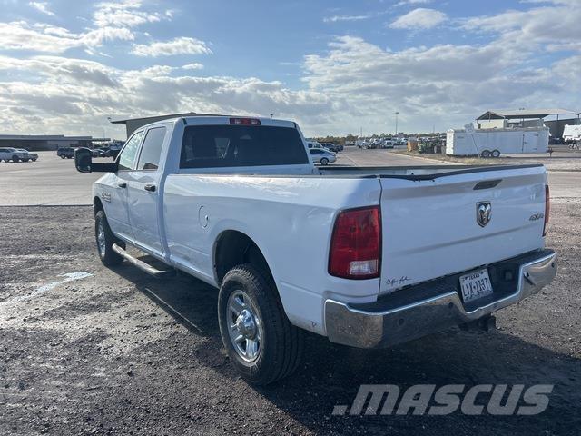 RAM 2500 ピックアップ／ドロップサイド