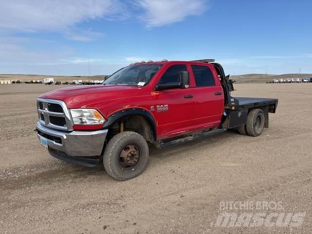 RAM 3500 平ボディー