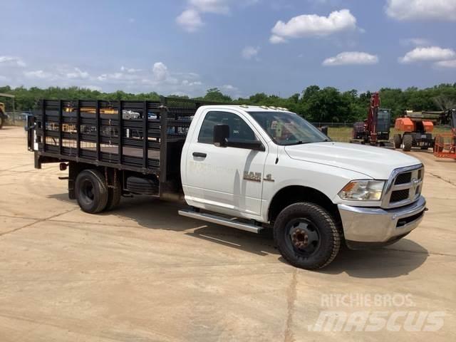 RAM 3500 平ボディー