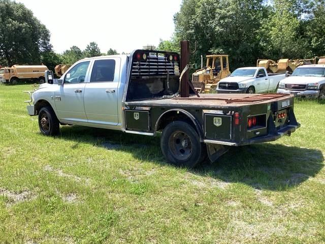 RAM 3500 平ボディー