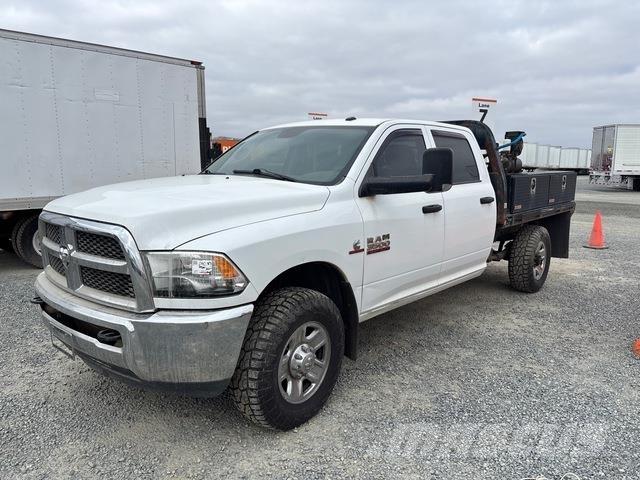 RAM 3500 平ボディー