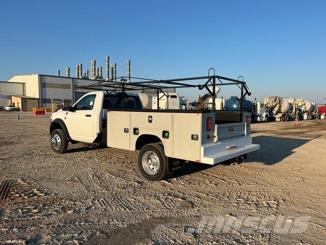 RAM 4500 ピックアップ／ドロップサイド