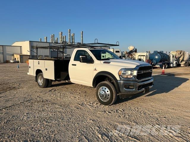 RAM 4500 ピックアップ／ドロップサイド