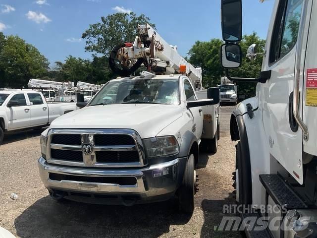 RAM 5500 トラック高所作業車
