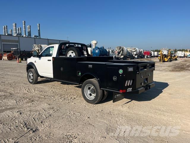 RAM 5500 平ボディー