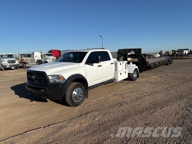 RAM 5500 アーティキュレート式ダンプトラック