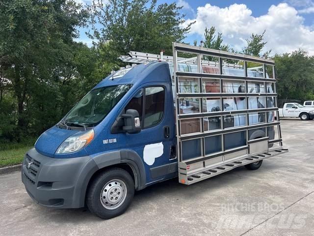 RAM Promaster パネルバン