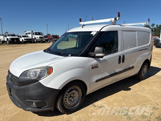RAM Promaster パネルバン