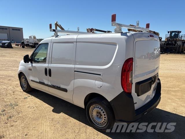 RAM Promaster パネルバン