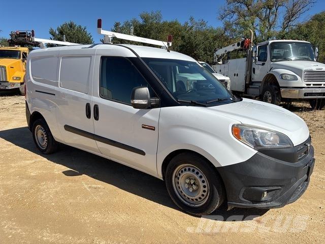RAM Promaster パネルバン
