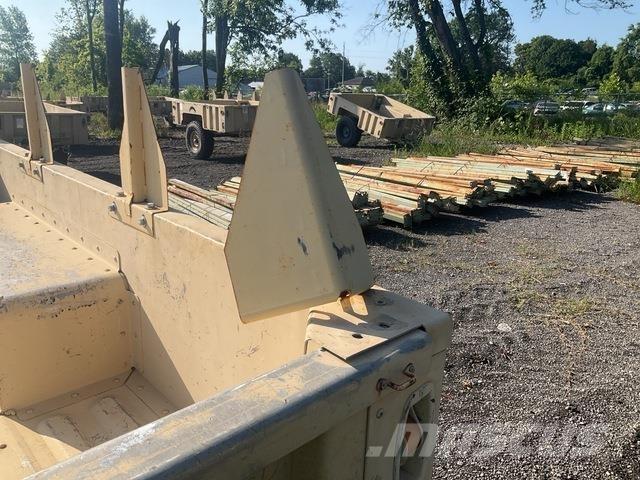  Raytheon M1101 その他トレーラー