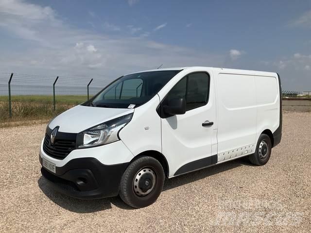 Renault Trafic パネルバン