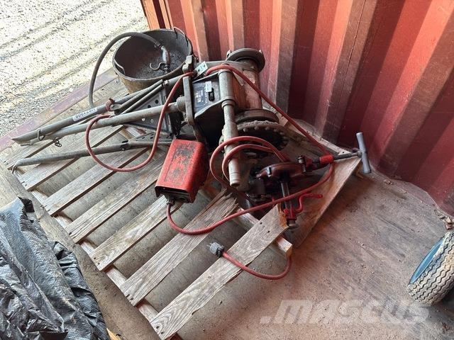  Ridgid 300-12 パイプライン敷設機械