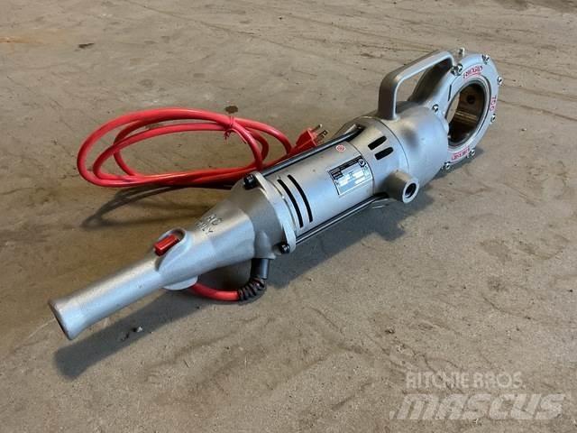  Ridgid 700-T2 パイプライン敷設機械
