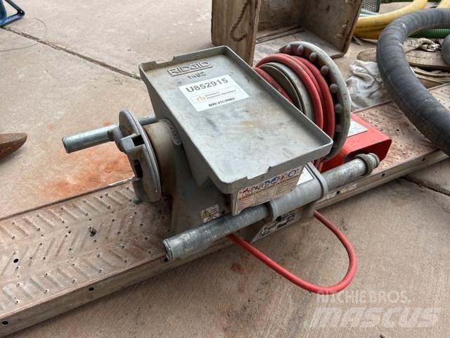  Rigid 300-T2 パイプライン敷設機械