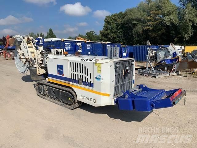  Rivard RIV 104 トレンチャー