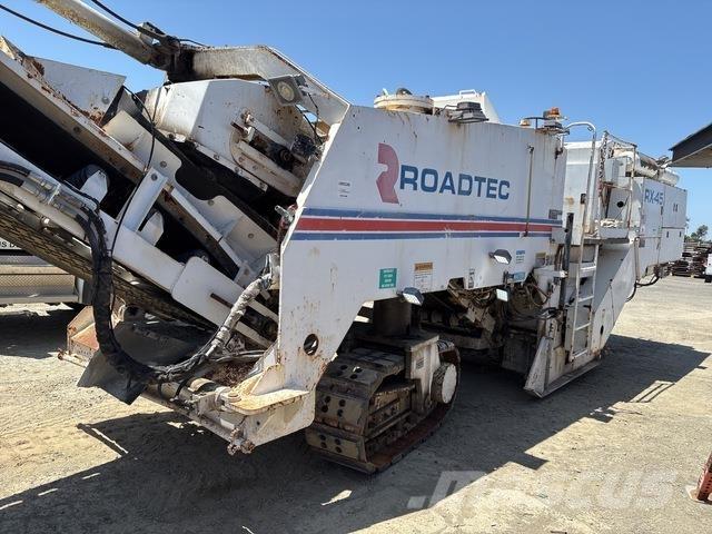 Roadtec RX-45 アスファルトコールドミリングマシーン