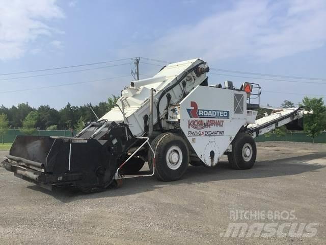 Roadtec SB2500 アスファルトディストリビューター