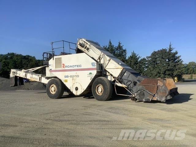 Roadtec SB2500 アスファルトディストリビューター