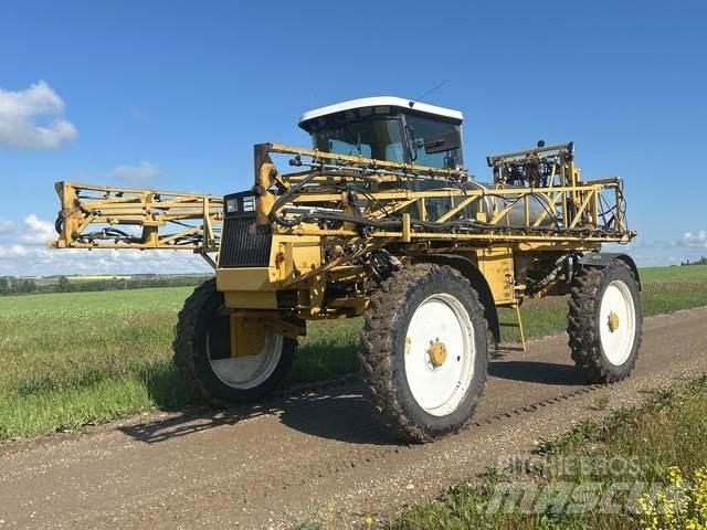 RoGator 854 自走式噴霧器