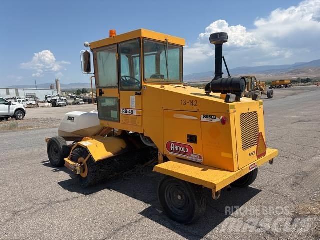 Rosco 4880 屋内用スイーパー