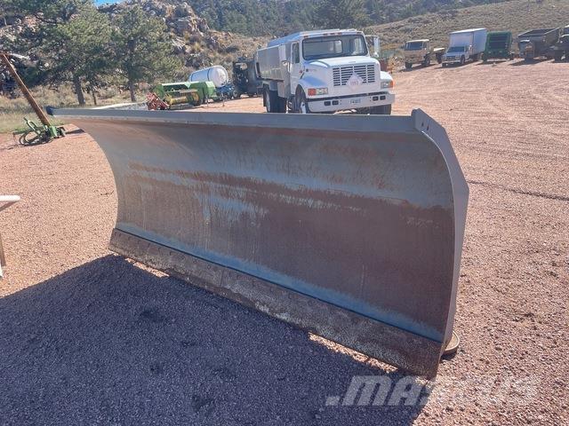  RY Ind. スノーブレードとプラウ