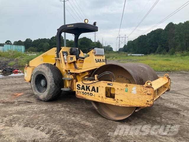 Sakai SV505D 振動ローラ