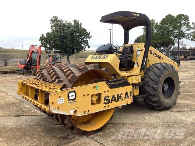 Sakai SV540T 振動ローラ