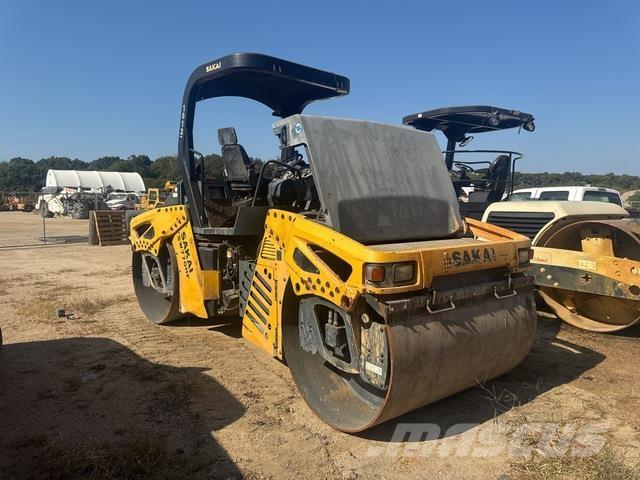 Sakai SW770HF 振動ローラ